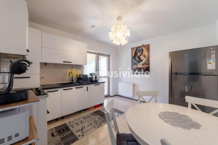 Duplex cu 3 camere cu Canalizare în Moșoaia