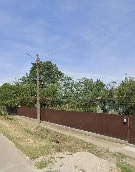 Casă cu 3 camere cu Teren 1013 Mp în Vasilați