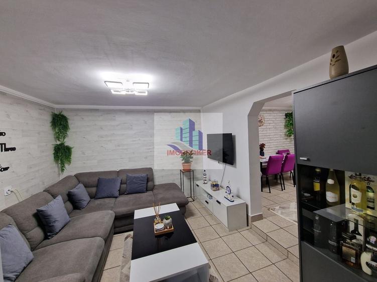 Casă individuală cu 6 camere cu Canalizare în Dealuri Oradea
