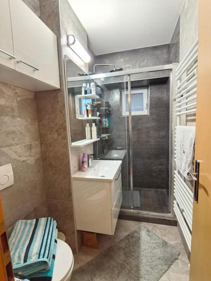Apartament cu 4 camere decomandat în Simion Bărnuțiu