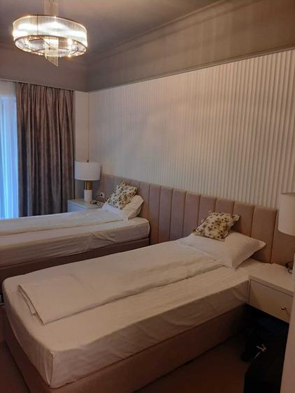 Proprietar inchiriez apartament 3 camere - 1