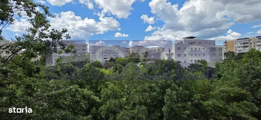 Apartament cu 3 camere decomandat în Nerva Traian