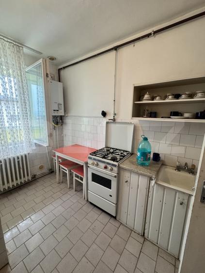 Apartament cu 2 camere decomandat, mobilat în Jibou