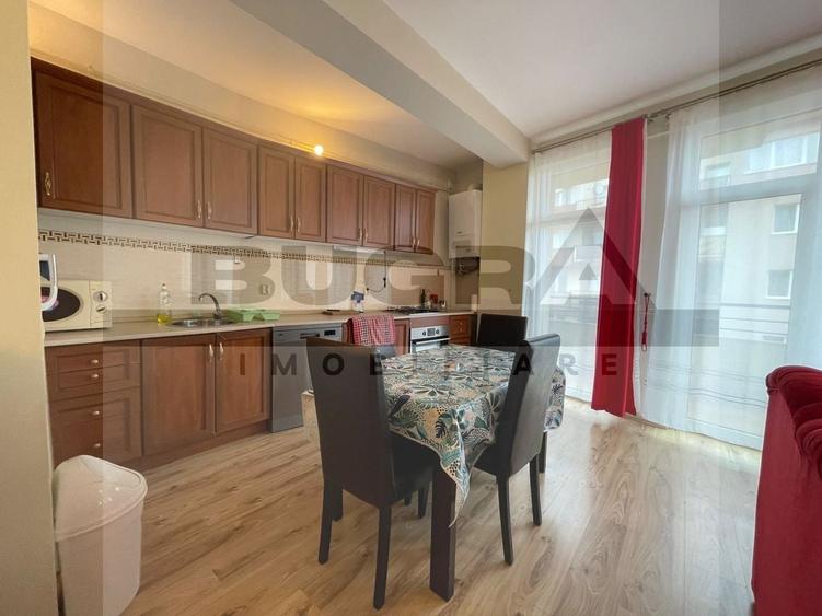 Apartament cu 5 camere semidecomandat în Zorilor