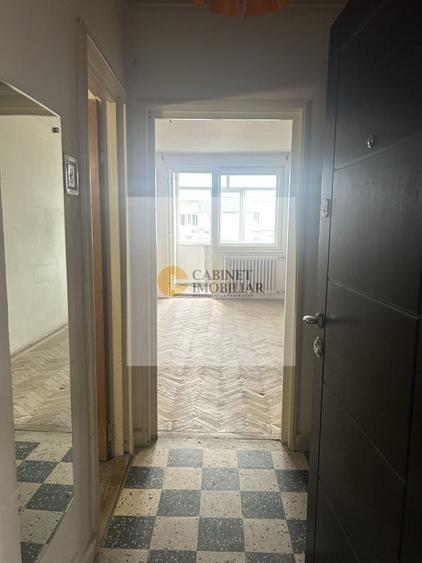 Garsonieră decomandată în Lujerului