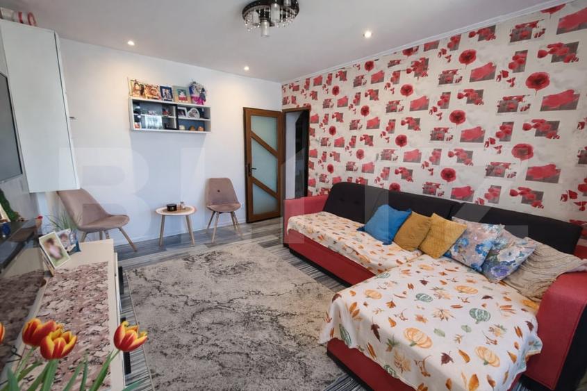Apartament cu 3 camere decomandat, mobilat în Păcurari