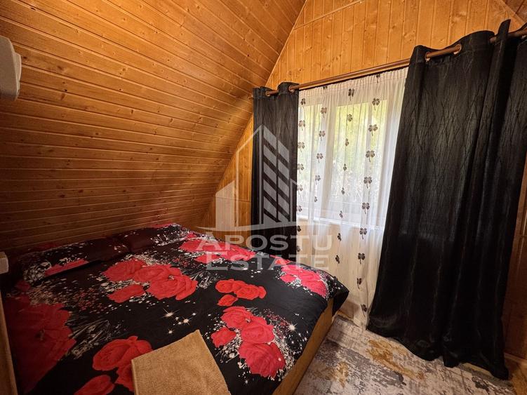Casă individuală cu 3 camere cu Canalizare în Râu de Mori