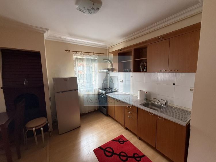 Apartament cu 2 camere decomandat, mobilat în Răcădău