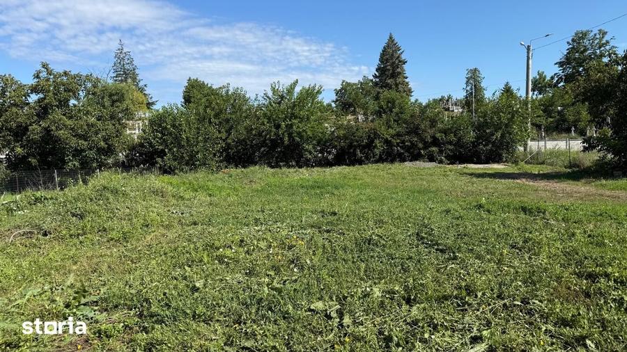 Teren de 1051 mp, în Brănești