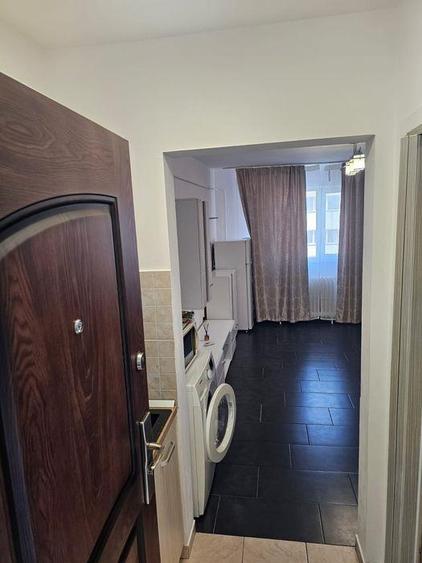 Garsoniera renovata in Astra, Brasov - 5