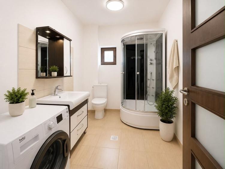 Casă cu 5 camere cu Canalizare în Central