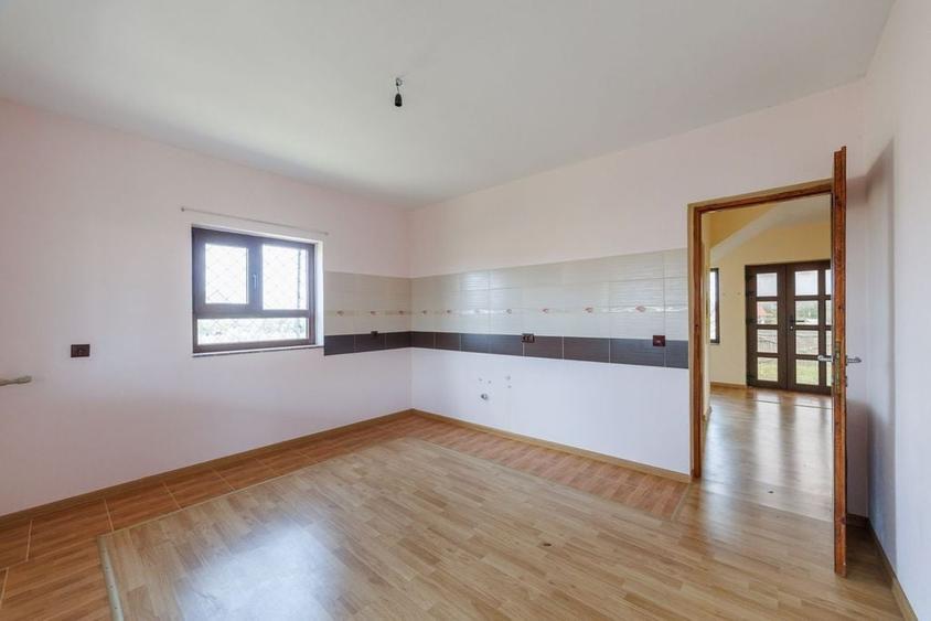 Casa P+M cu 4 camere si teren de 705 mp | Pitesti Str... - 9