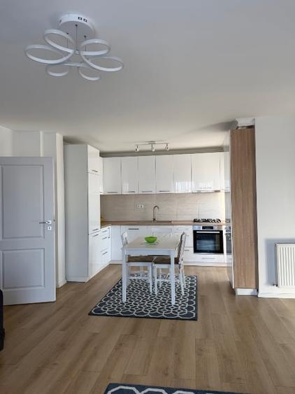 Apartament cu 2 camere decomandat, mobilat în Mărăști