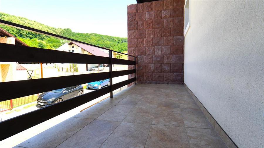 Casă cu 5 camere cu Teren 536 Mp în Exterior Nord