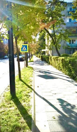 Apartament cu 3 camere decomandat în Decebal
