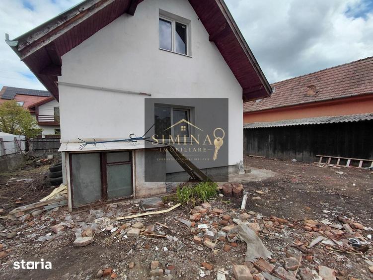 Casă cu 3 camere cu Teren 465 Mp în Rovinari