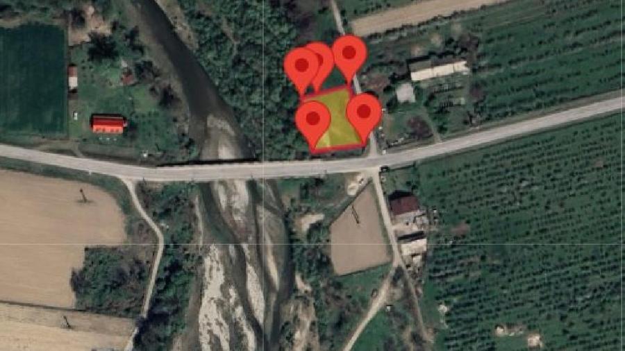 Teren în Valea Mare-Bratia