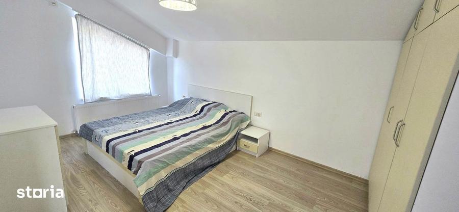 Casă cu 5 camere cu Teren 330 Mp în Ferme