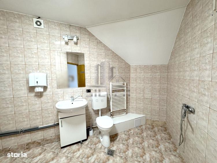 Casă cu 4 camere în Gruia