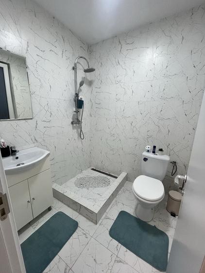 Casă cu 4 camere cu Teren 450 Mp în Tunari