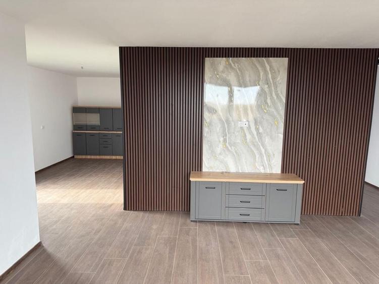 Casă cu 4 camere în Potârnichești