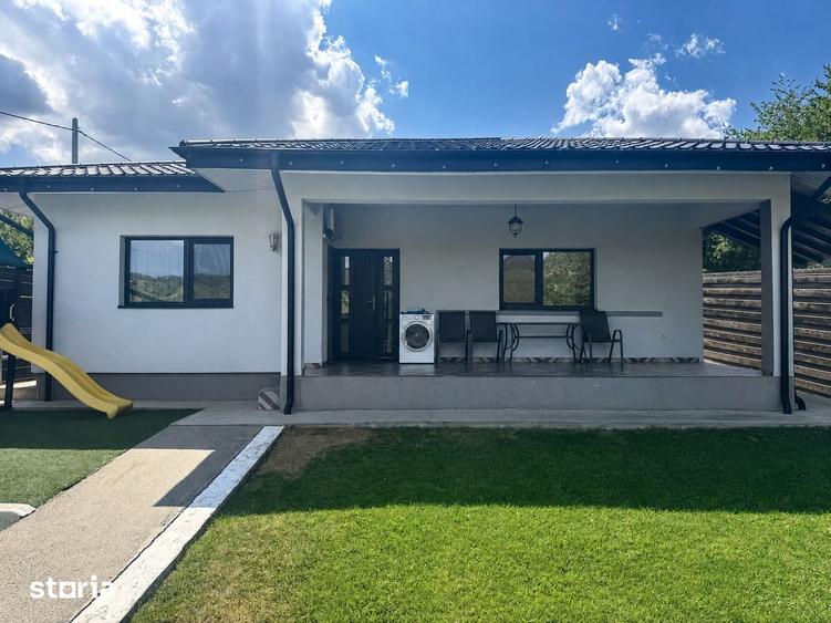 Casă cu 4 camere cu Teren 470 Mp în Rediu