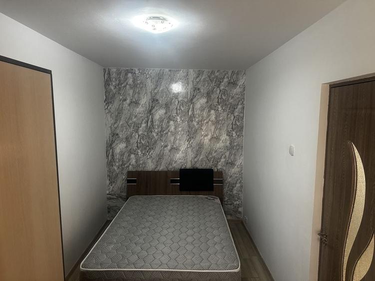 Apartament cu 2 camere în Podu Roș