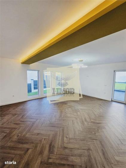 Casă cu 4 camere în Daia