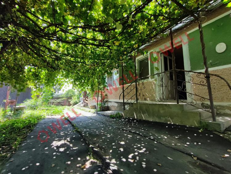 Casă individuală cu 3 camere cu Teren 614 Mp în Arcuș
