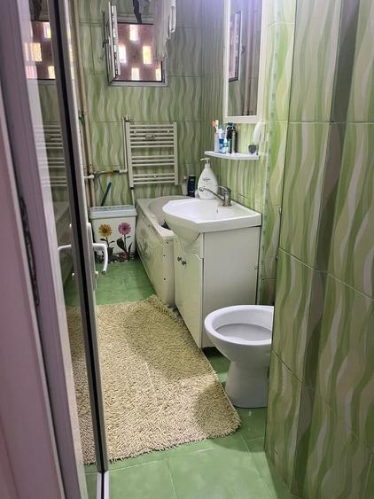 Apartament cu 2 camere semidecomandat, mobilat în Km 4-5