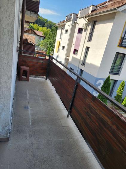 Apartament cu 2 camere semidecomandat în Bartolomeu