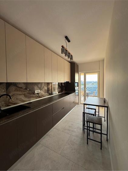 Apartament cu 2 camere decomandat în Apărătorii Patriei