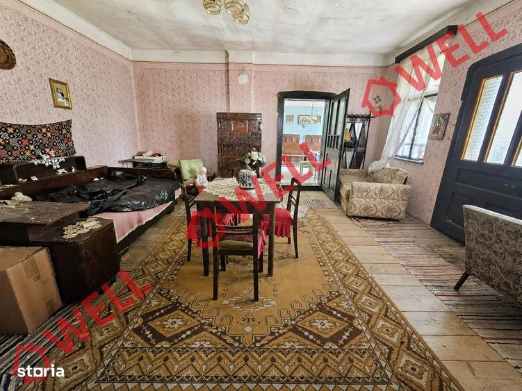 Casă cu 3 camere în Vârghiș