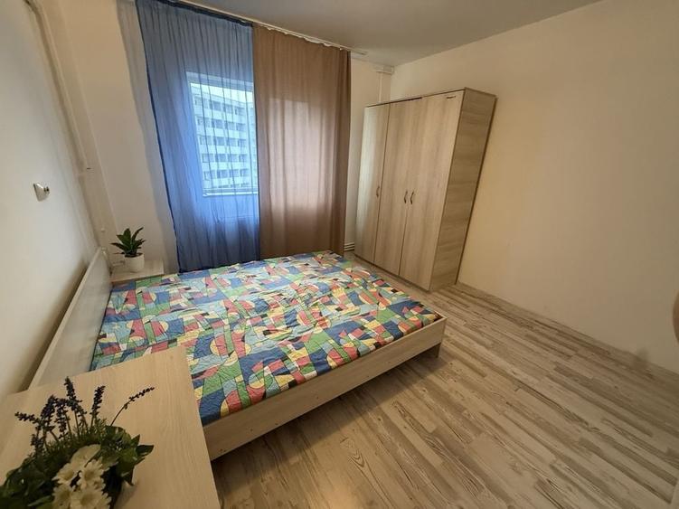 Inchiriez apartament DOUA camere transformat in TREI CAMERE DECOMANDATE METROU PACII - 2