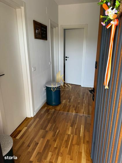 Casă cu 5 camere cu Teren 457 Mp în Corbeanca