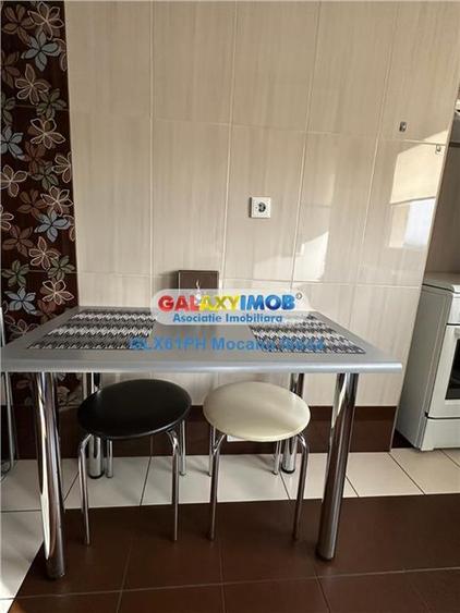 Apartament cu 2 camere decomandat, mobilat în P-ța Mihai Viteazu