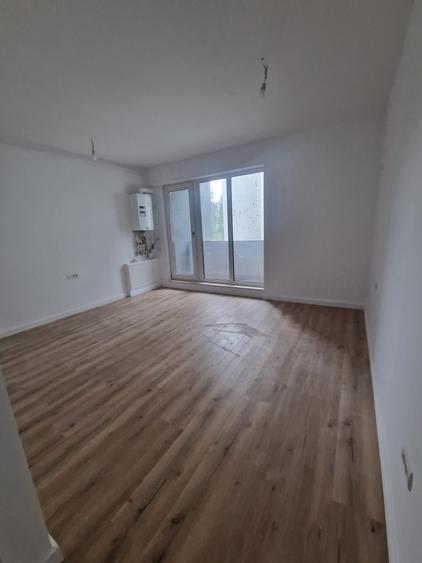 Apartament cu 2 camere decomandat în Clăbucet
