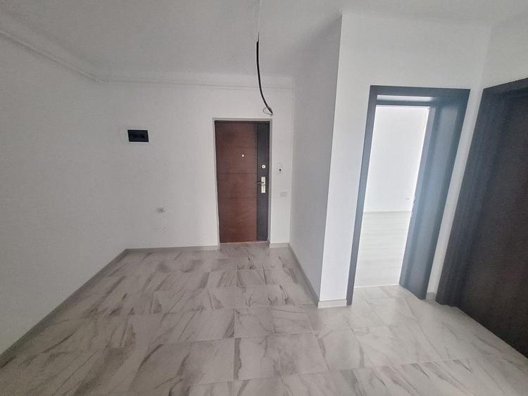 Apartament cu 2 camere decomandat în Sânpetru