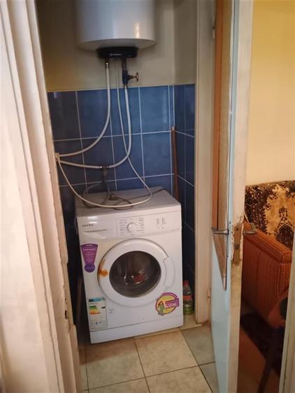 Apartament cu 3 camere semidecomandat în Viziru 1