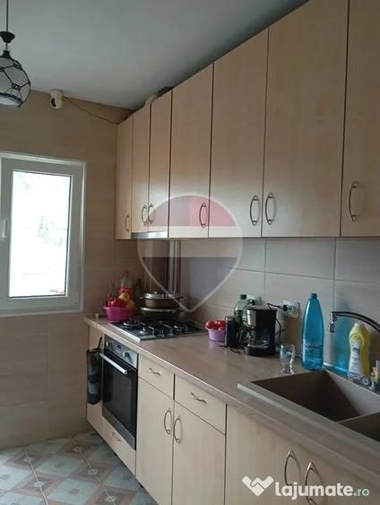 Apartament cu 2 camere decomandat în Veteranilor