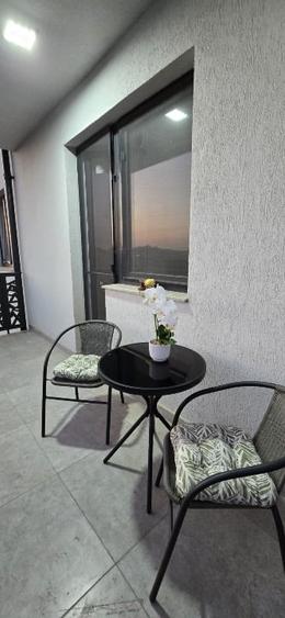 Apartament cu 2 camere decomandat în Dobroești