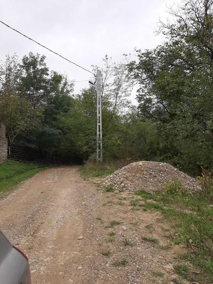 Teren de 4100 mp, în Rușavăț