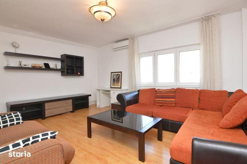 Apartament cu 3 camere decomandat în Cățelu
