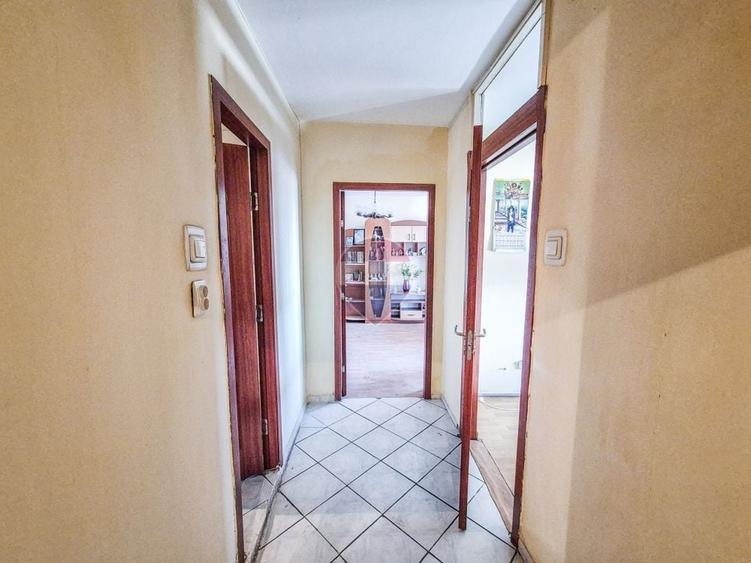 Apartament cu 2 camere decomandat, mobilat în Titulescu