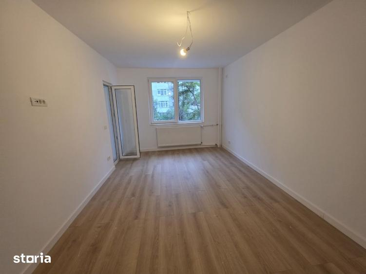 Apartament cu 3 camere în Vitan