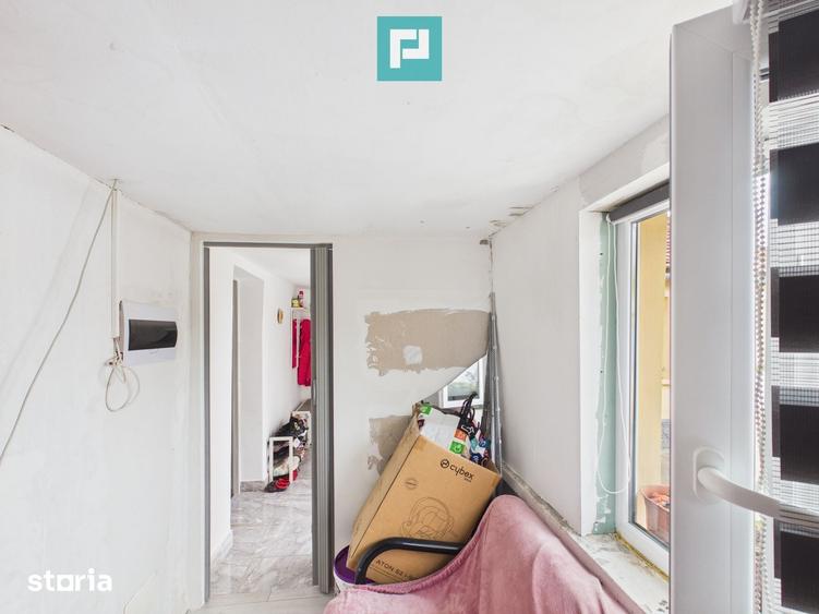 Casă cu 3 camere cu Teren 1500 Mp în Central