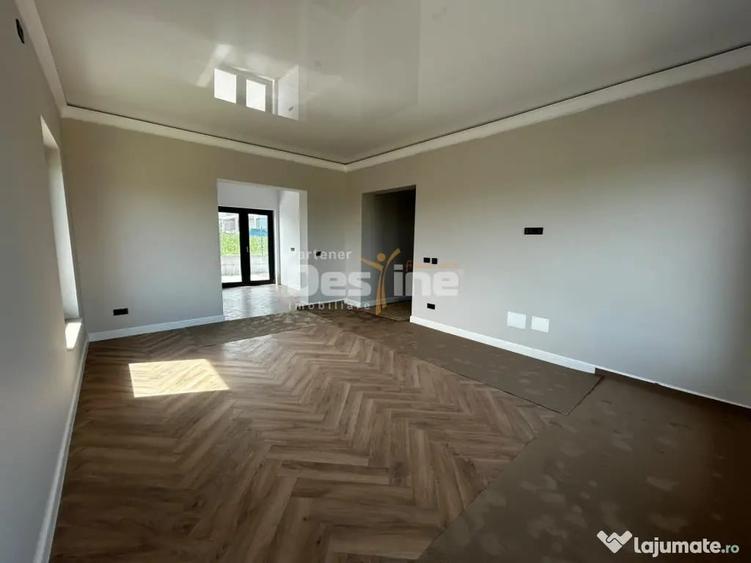 Casă cu 4 camere cu Teren 450 Mp în Breazu