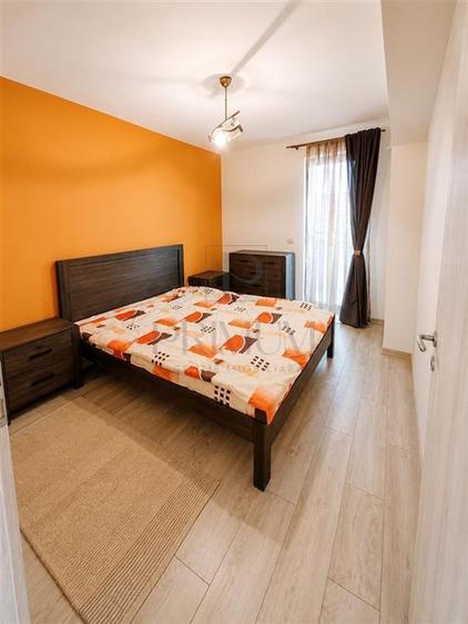 Apartament cu 2 camere semidecomandat, mobilat în Aradului