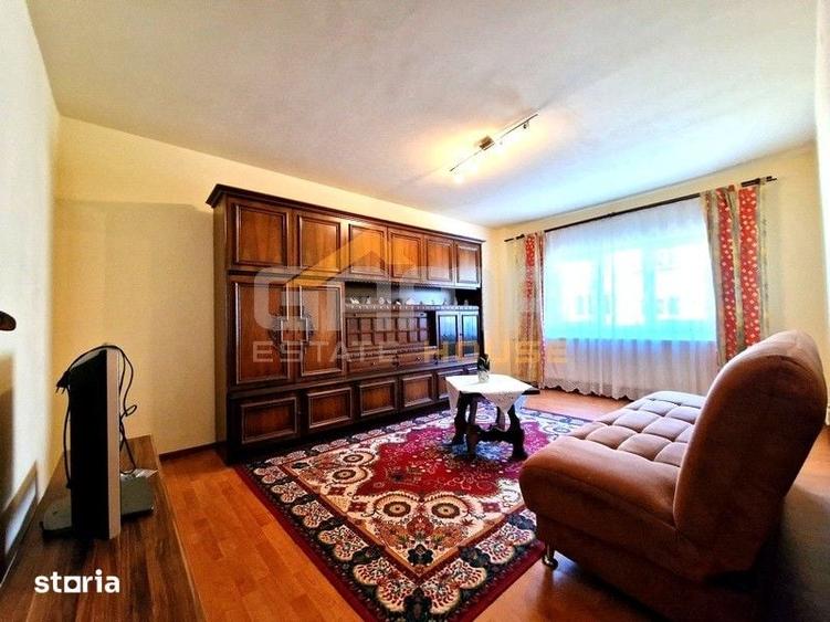 Apartament cu 2 camere decomandat în Podgoria
