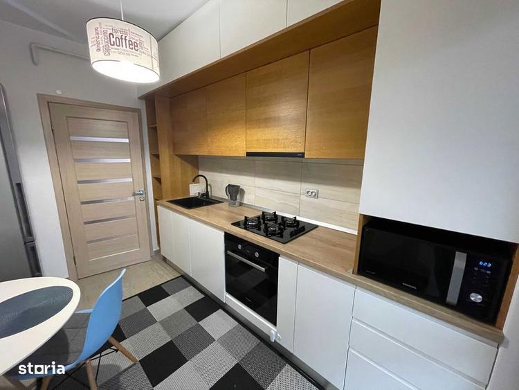 Apartament cu 2 camere, mobilat în Central